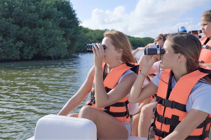 speedboat tour cancun mexico